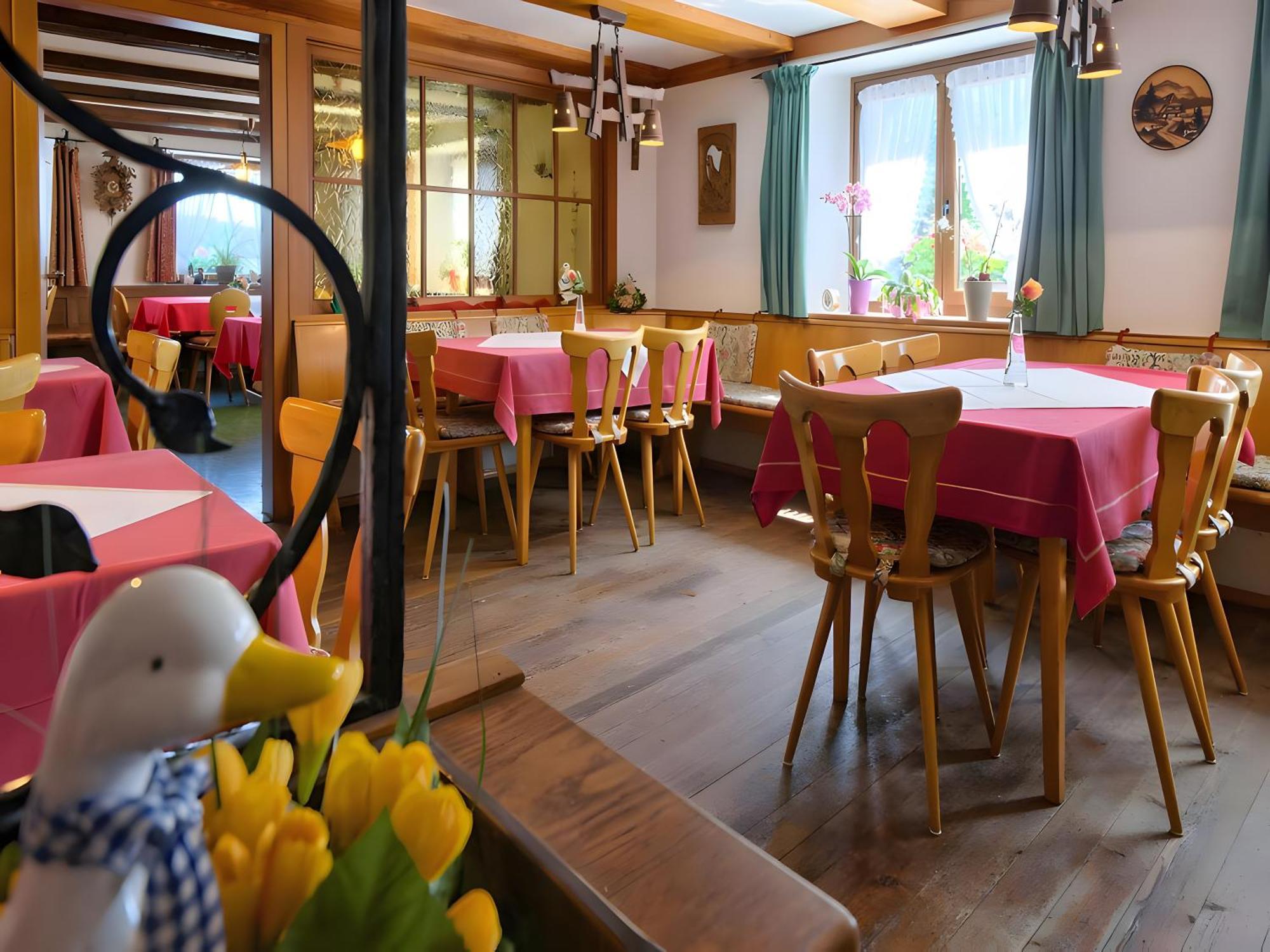 Gasthaus-Pension Zum Loewen Grafenhausen Esterno foto